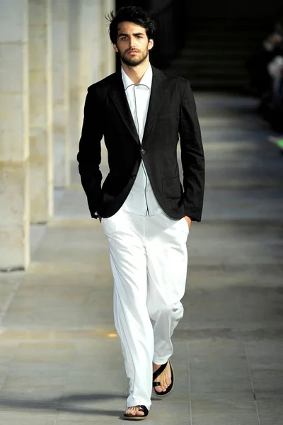 Look 47